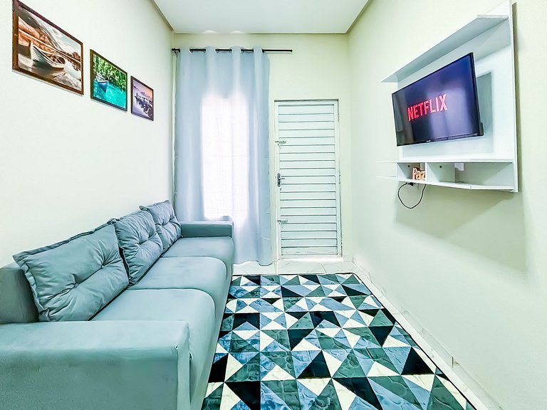 Apê 04 com Wi-fi I A/C a 2 min. do Shopping