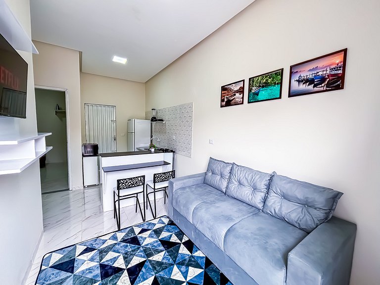 Apê 04 com Wi-fi I A/C a 2 min. do Shopping