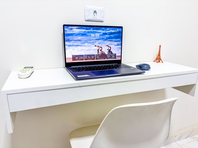 Apê 04 com Wi-fi I A/C a 2 min. do Shopping