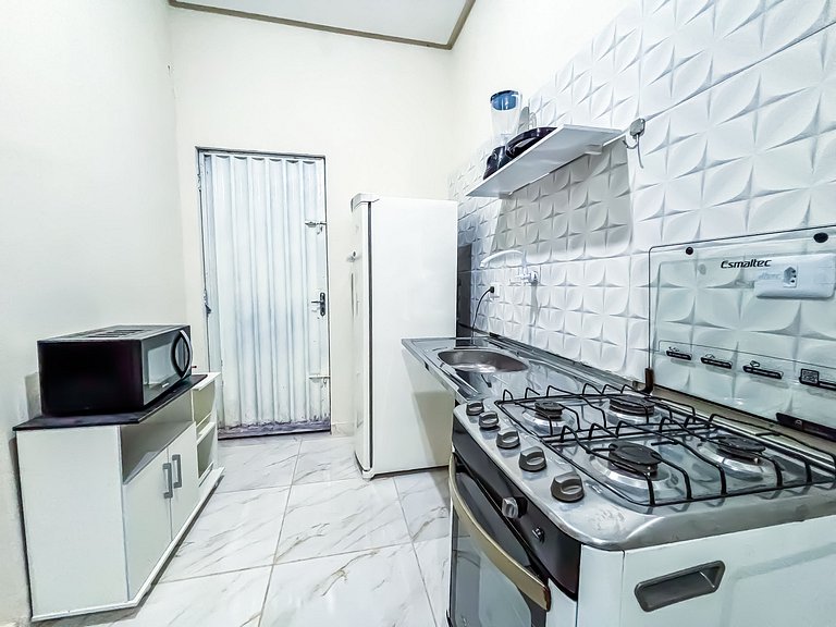 Apê 01 com Wi-fi I A/C a 2 min. do Shopping