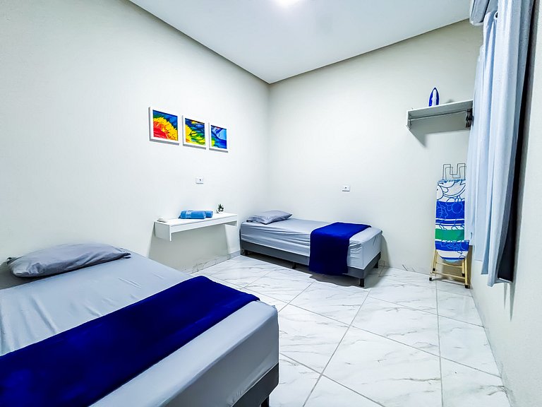 Apê 03 com Wi-Fi I A/C a 2 min. do Shopping