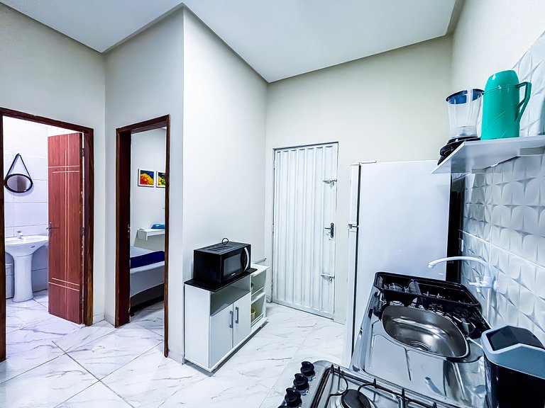 Apê 03 com Wi-Fi I A/C a 2 min. do Shopping