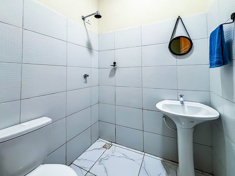 Apê 01 com Wi-fi I A/C a 2 min. do Shopping