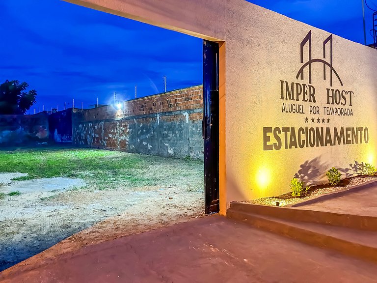 Apê 02 com Wi-Fi I A/C a 2 min. do Shopping