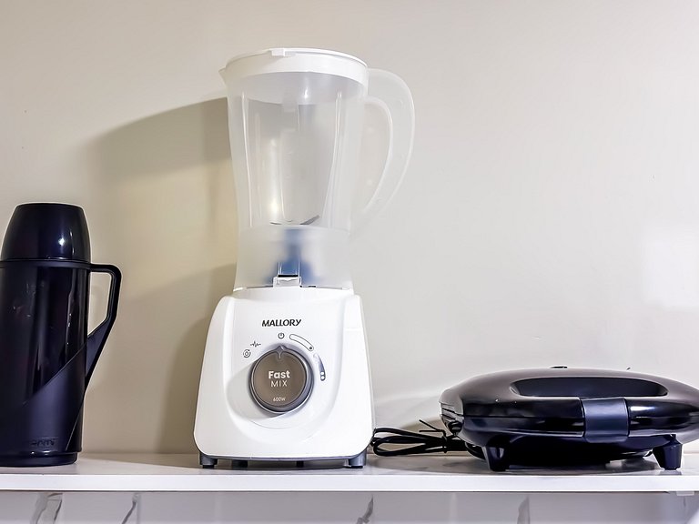 Apê 01 com Wi-Fi I A/C a 3 min. do Mix Mateus