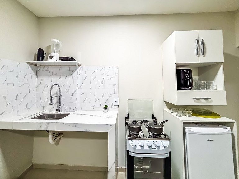 Apê 01 com Wi-Fi I A/C a 3 min. do Mix Mateus