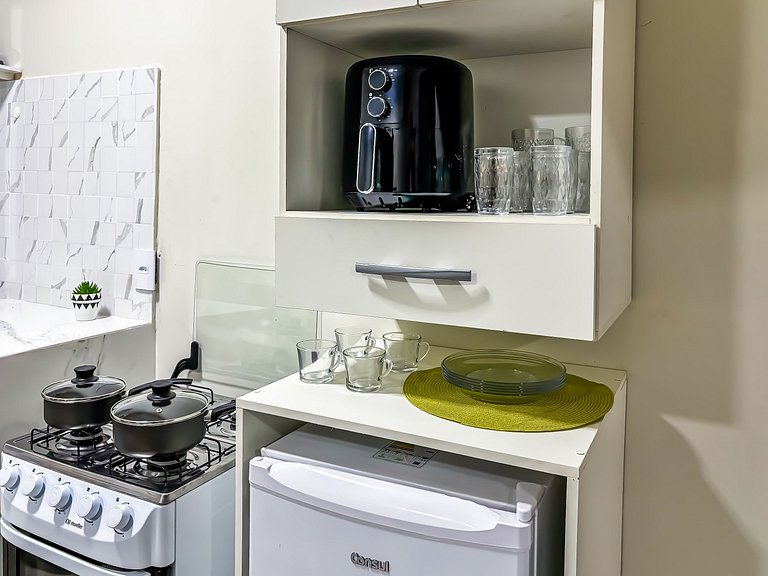 Apê 01 com Wi-Fi I A/C a 3 min. do Mix Mateus