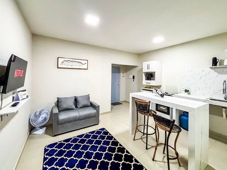 Apê 02 com Wi-Fi I A/C a 3 min. do Mix Mateus