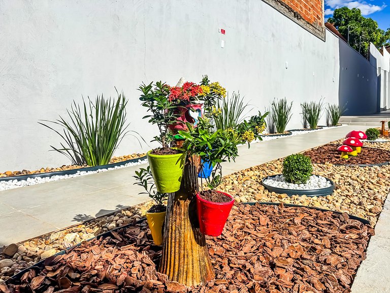 Apê 05 com Wi-Fi I A/C a 3 min. do Mix Mateus