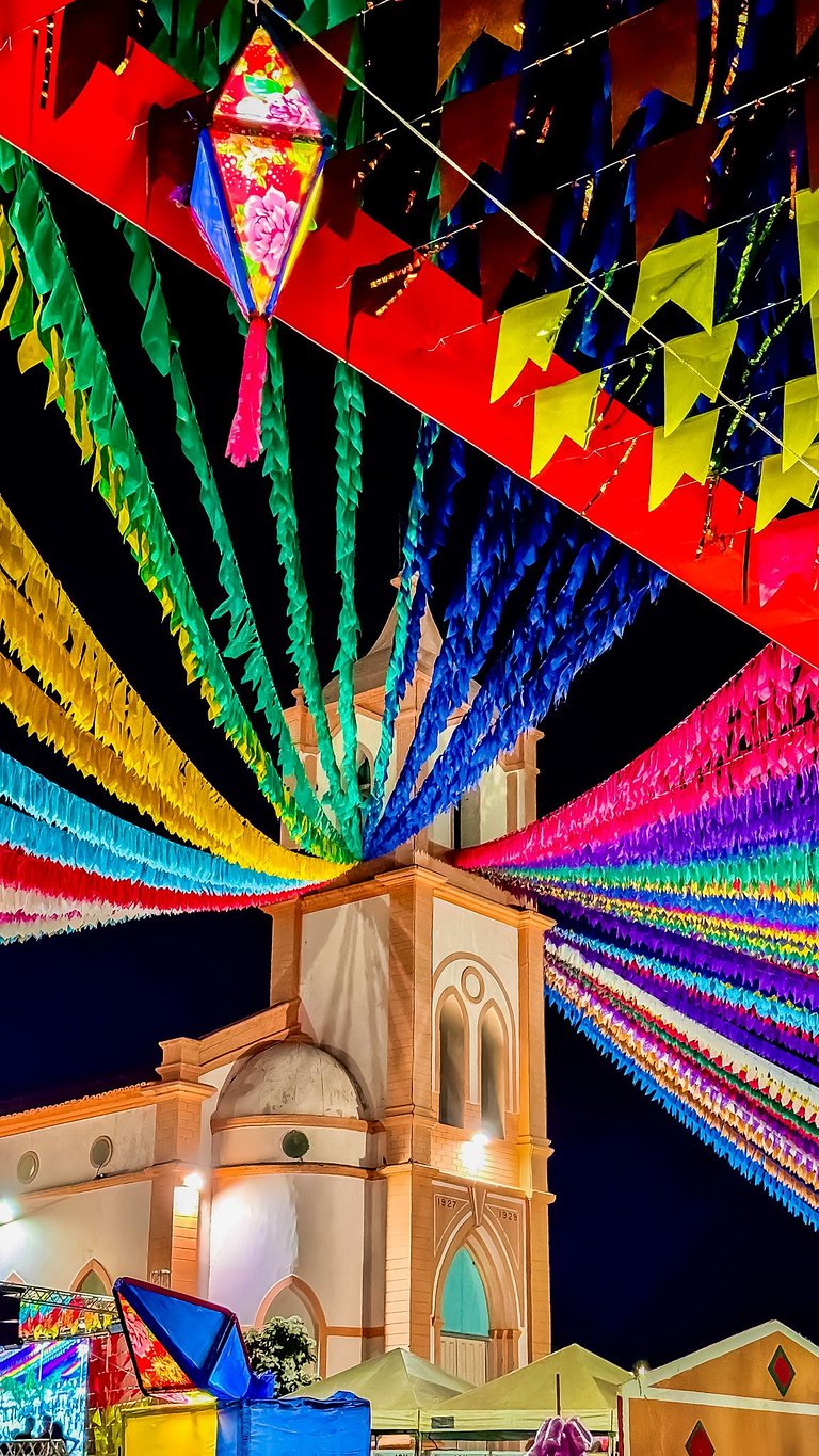 Apê 06 com Wi-Fi I A/C a 3 min. do Mix Mateus